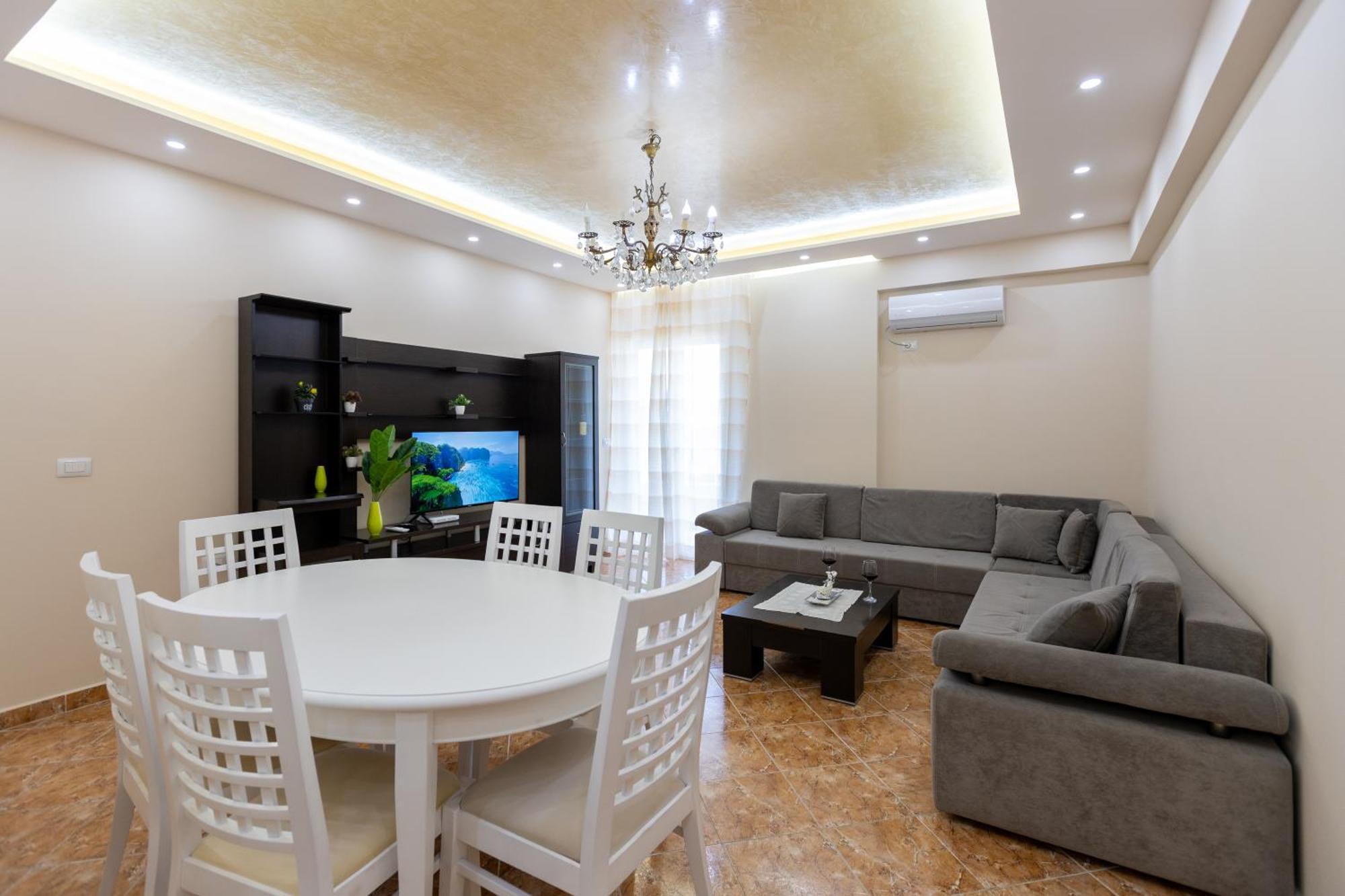 Azure Bliss Seaview Vlore-kean Leilighet *